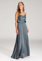Abendkleid aus Satin mit angedeutetem Wasserfallausschnitt smoke blue