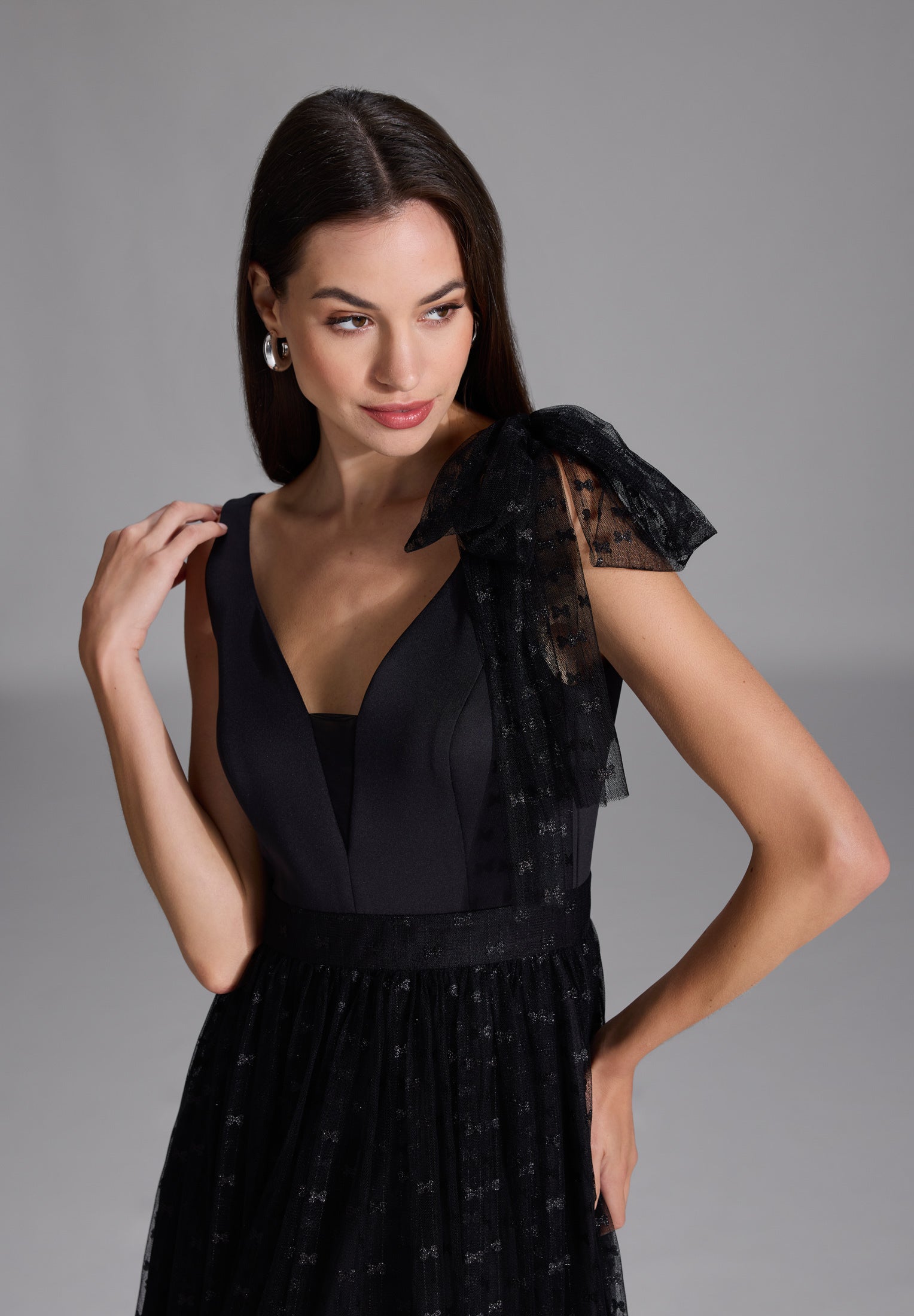 Transparentes Abendkleid aus Tüll