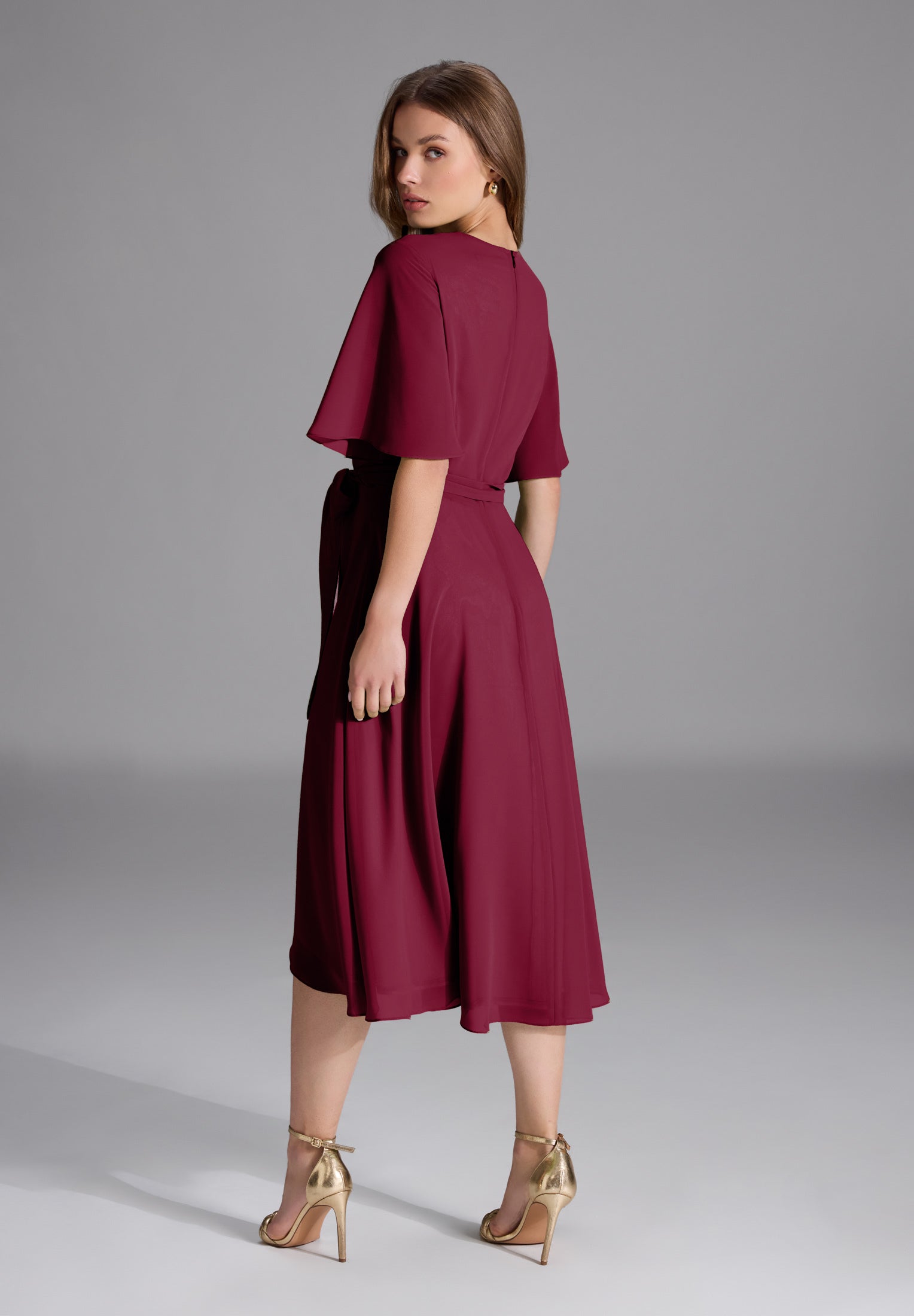 Chiffon Kleid in Wickel Optik mit Vokuhila Saum