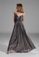 Schimmerndes Plisseekleid