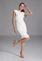 Etui Kleid aus Crepe Jersey mit Drapierung