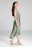 Cocktailkleid aus nachhaltigem Satin mit Volant am Saum