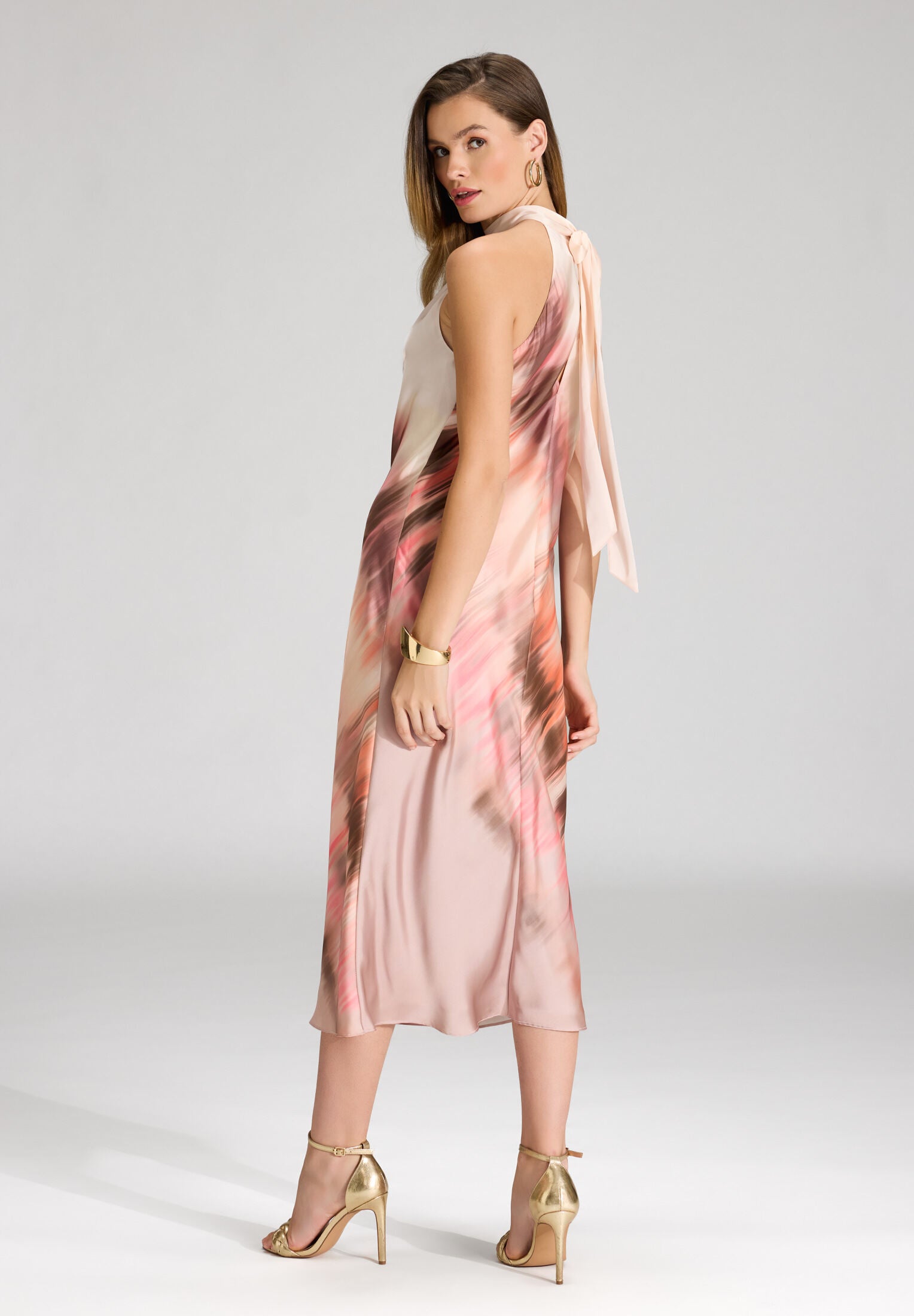 Bedrucktes Slip Dress aus Satin mit Stehkragen