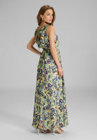 Maxikleid mit Rüschen aus bedrucktem Chiffon mit Glitzerstreifen