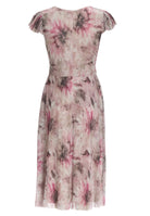 Midi Kleid aus bedrucktem Plissee Jersey mit kurzen Ärmeln