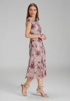 Midi Kleid aus bedrucktem Plissee Jersey mit kurzen Ärmeln