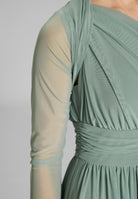 Bolero aus Mesh mit Raffblende