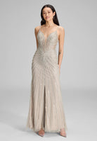 Abendkleid mit all-over Stickerei silver