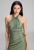 Figurbetontes Neckholder-Kleid aus Jersey