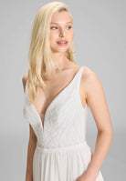 Abendkleid mit Chiffonrock und Stickerei