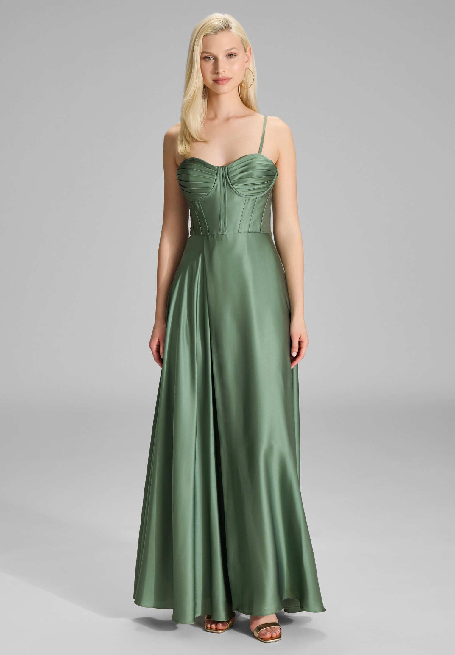 Satinkleid mit Corsagenoberteil matcha green