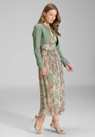 kurze Jeansjacke aus Stretch Denim