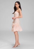 Cocktailkleid mit Blütenapplikation