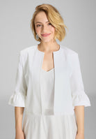 Kurze Jacke aus Stretch Denim mit Rüsche am Ärmelsaum