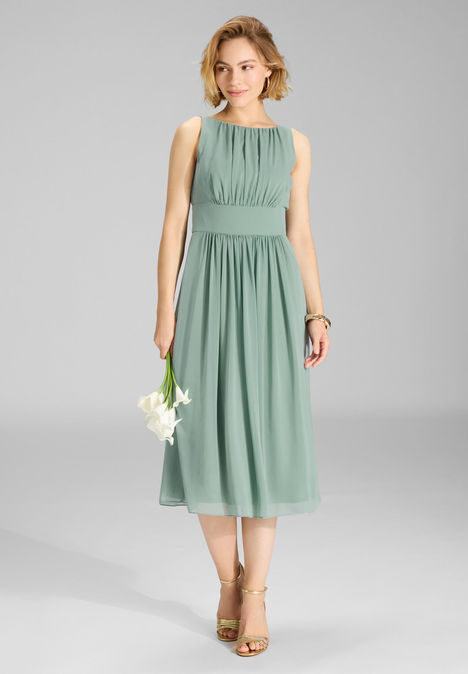 Chiffonkleid mit Taillenpasse pistacio