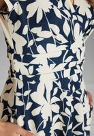 Midi Kleid aus bedrucktem Scuba