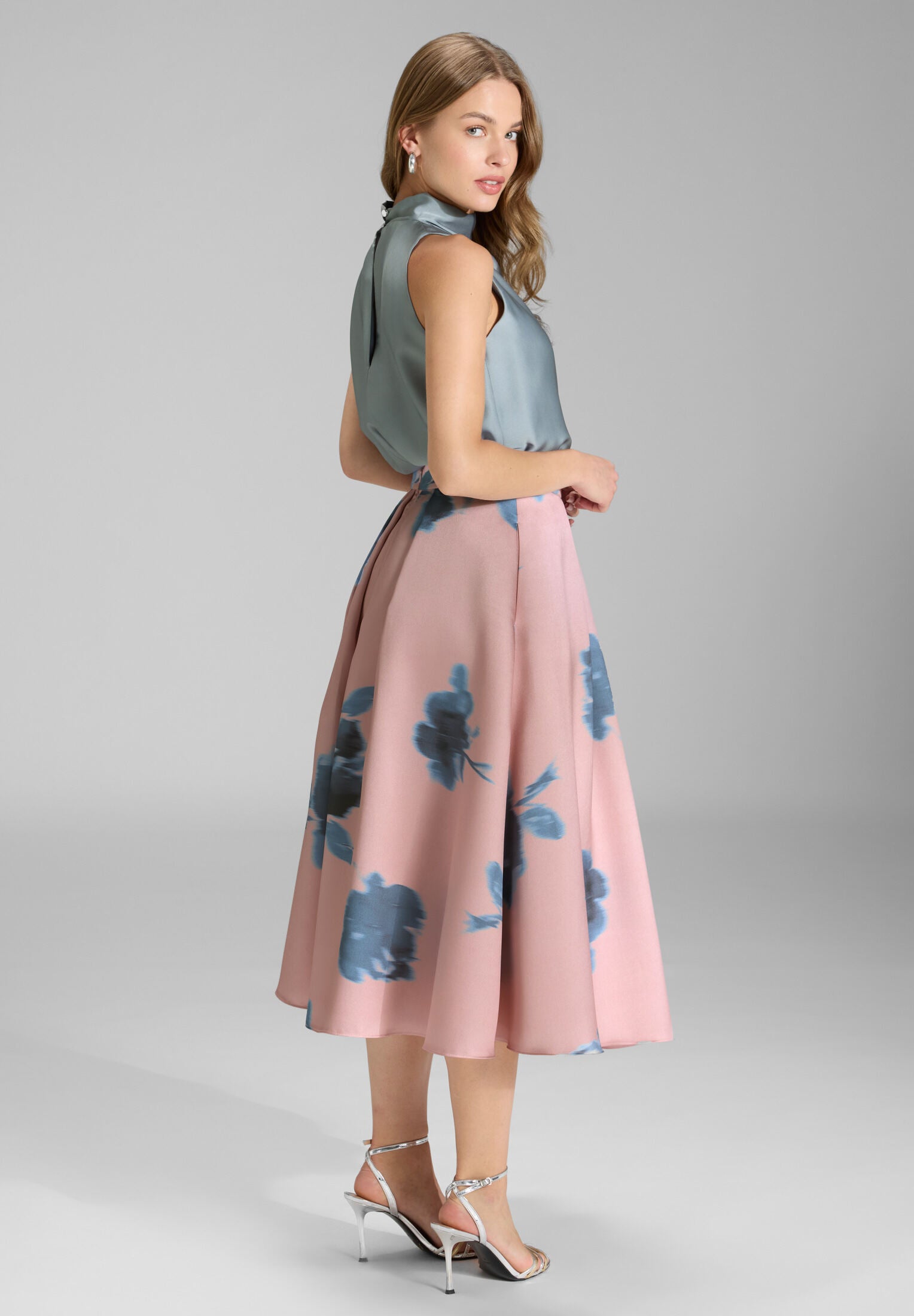 Faltenrock aus bedrucktem Twill